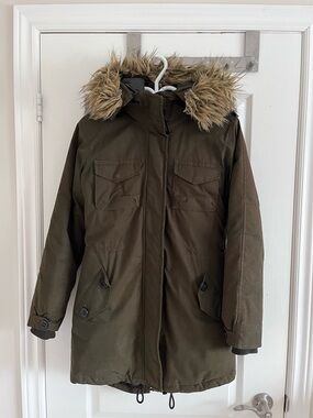 Aritzia Olive Faux-Fur Hooded Puffer Parka